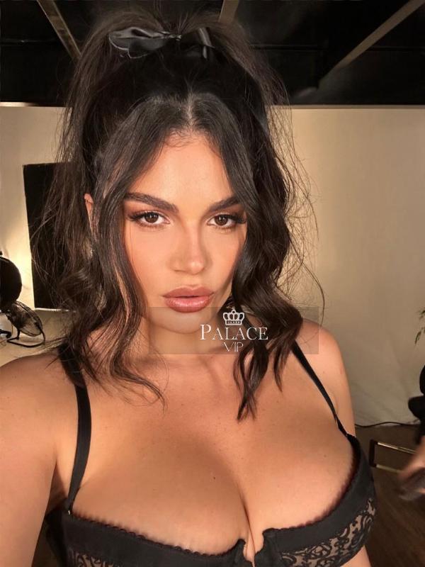 Alice, Knightsbridge, Brazilian  Escort