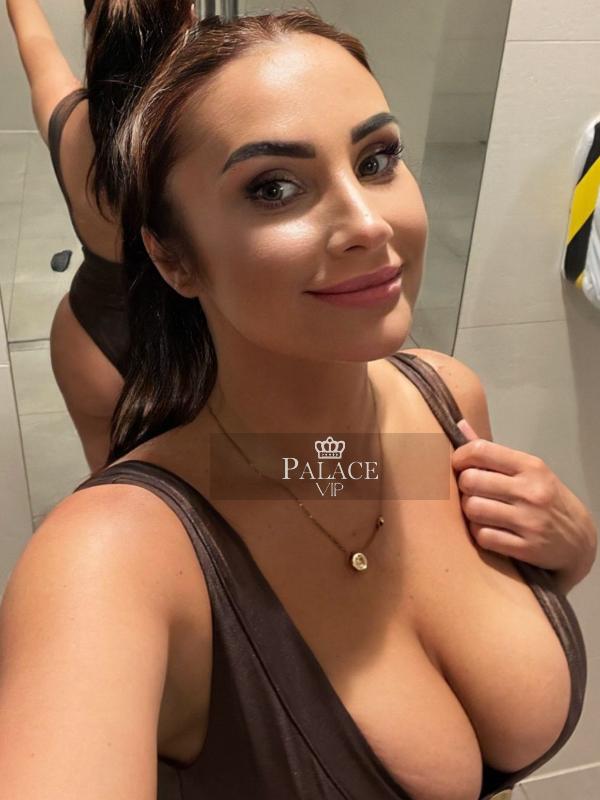 Maria, Earls Court, Russian Escort