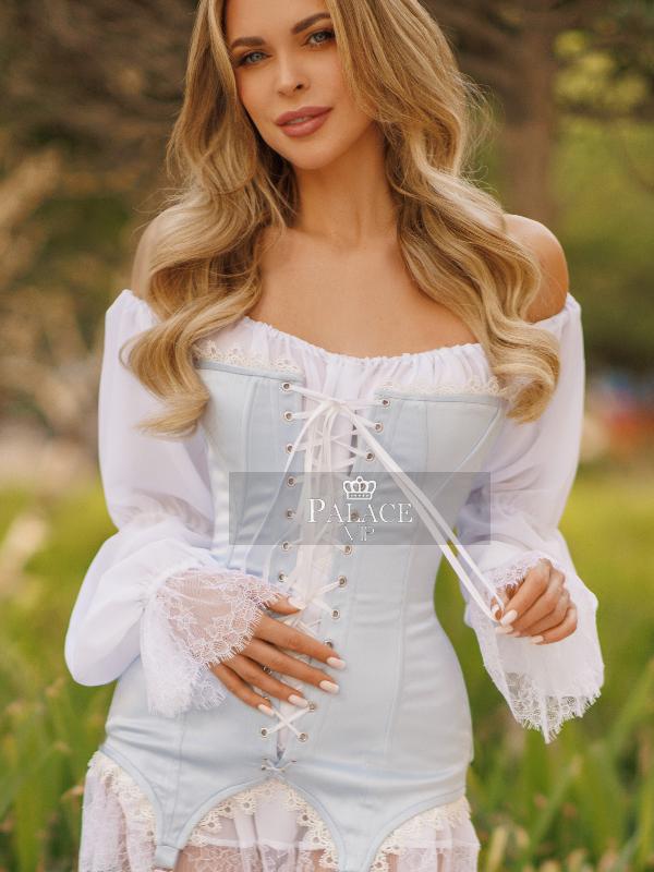 Amber, South Kensington, Eastern European Escort