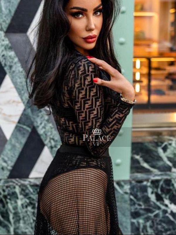 Constance, South Kensington, French Escort