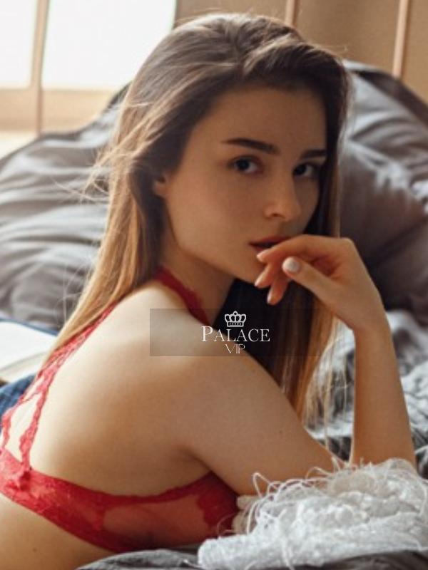 Lira, Earls Court, Russian Escort