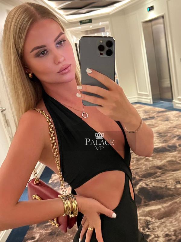 Milla, Knightsbridge, Russian Escort