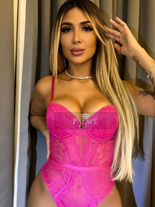 Charlotte, Hammersmith, Brazilian Escort