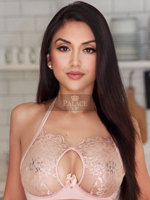 Sophie, South Kensington, Eastern European  Escort