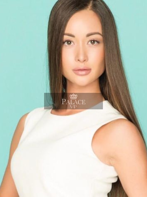 Valeria, Knightsbridge, Ukranian Escort