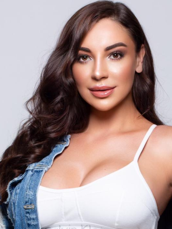 Samantha, Chelsea, Moldova Escort