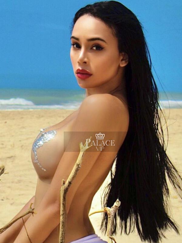 Gloria, Kensington, Brazilian Escort