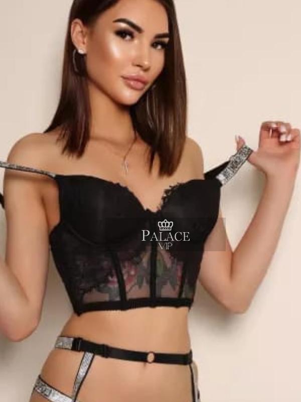 Yana, Earls Court, Russian Escort