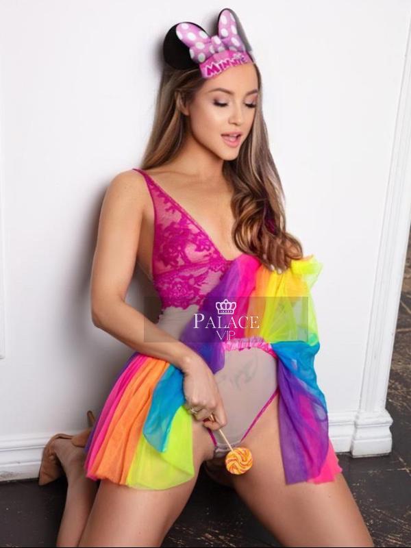 Arianna, Earls Court, Russian Escort