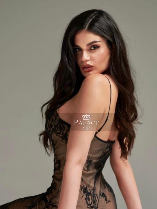 Alice, Knightsbridge, Brazilian  Escort