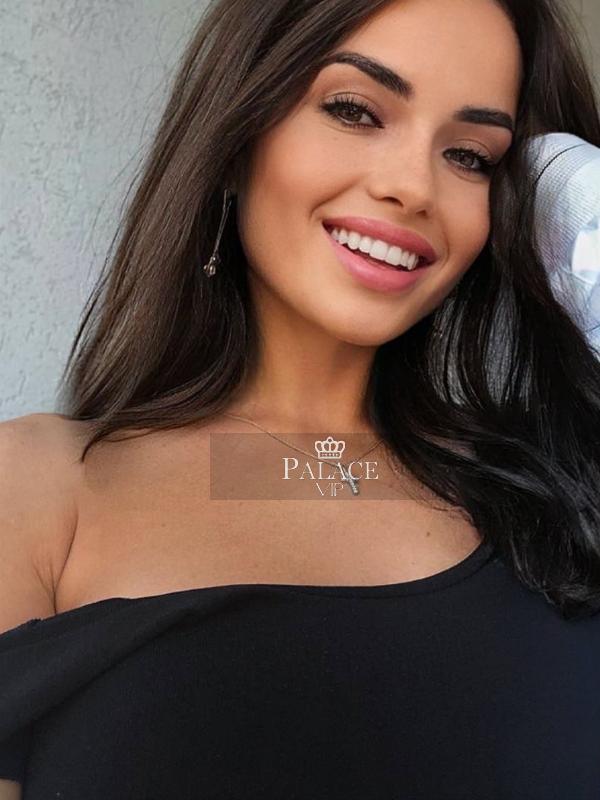 Renata, Earls Court, Russian  Escort