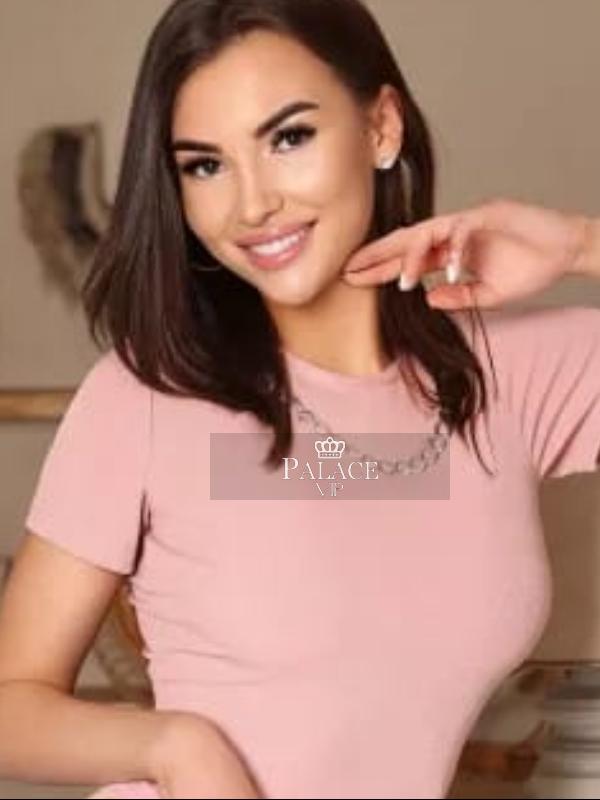 Yana, Earls Court, Russian Escort