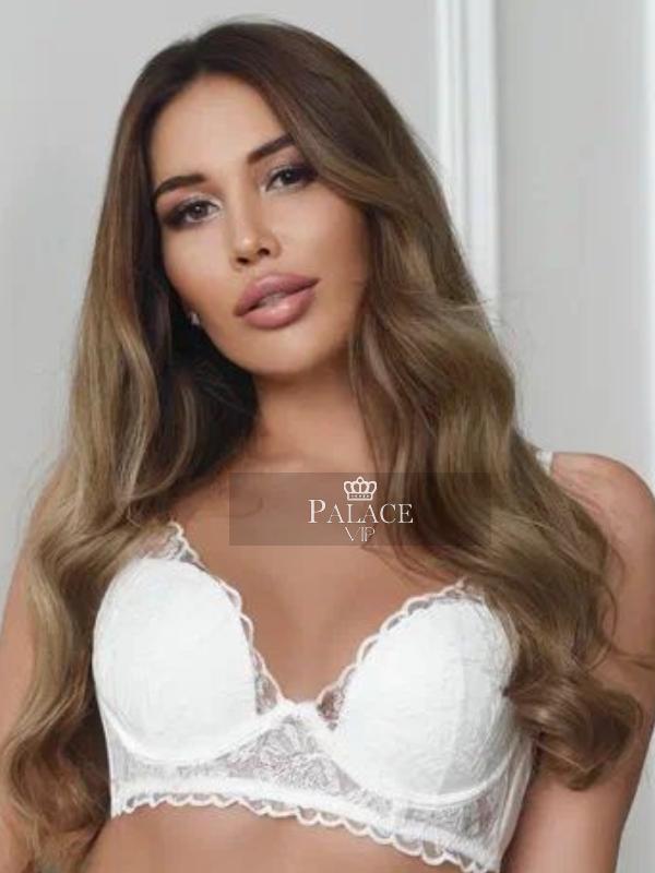 Jody, Kensington, Russian Escort