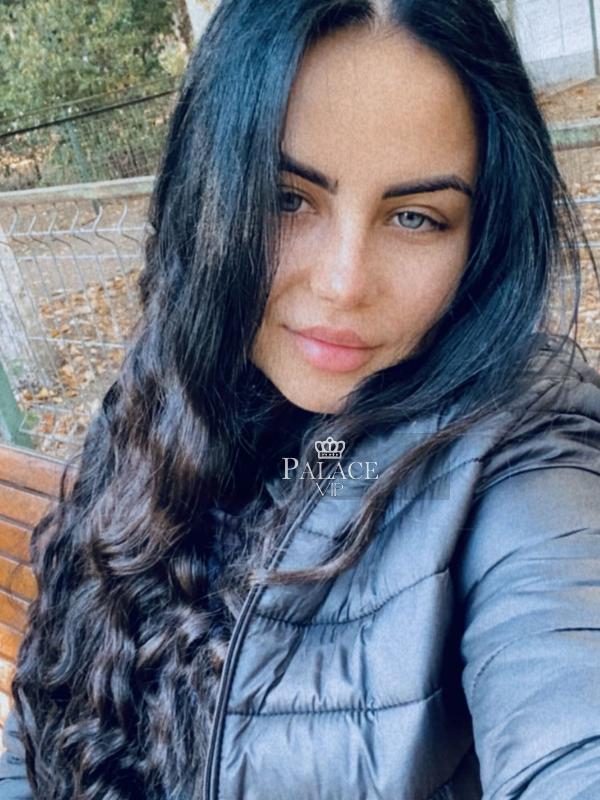 Hailey, Outcall Only, Spanish Escort