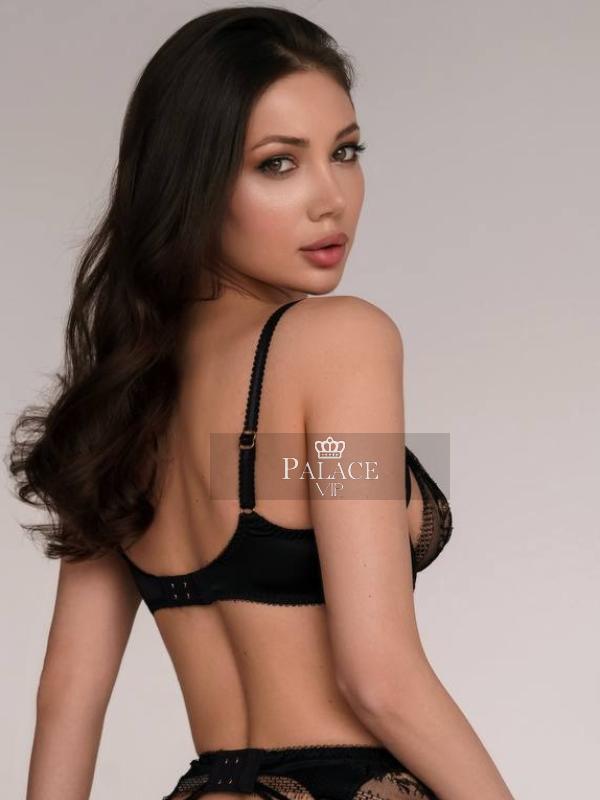 Hanna, Gloucester Rd, Russian Escort