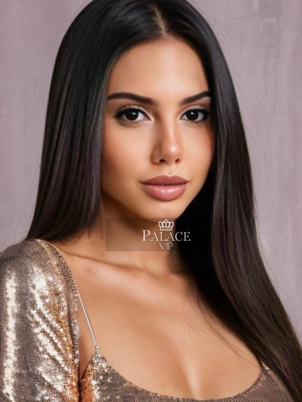 Lara, Earls Court, Brazilian Escort