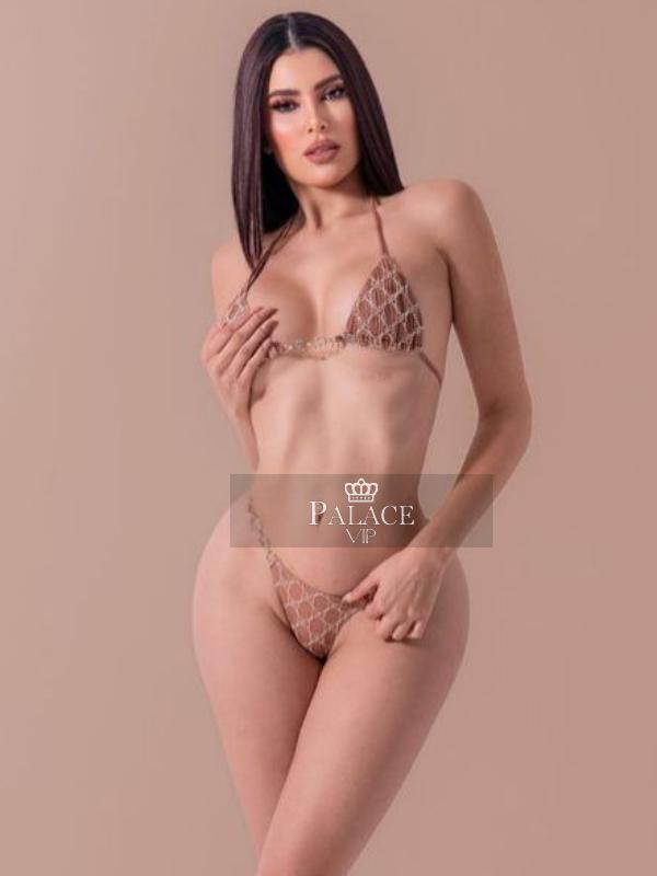 Giovanna, Knightsbridge, Brazilian Escort