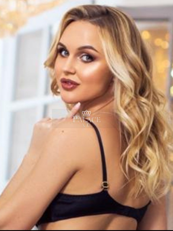 Alina, Knightsbridge, Russian Escort