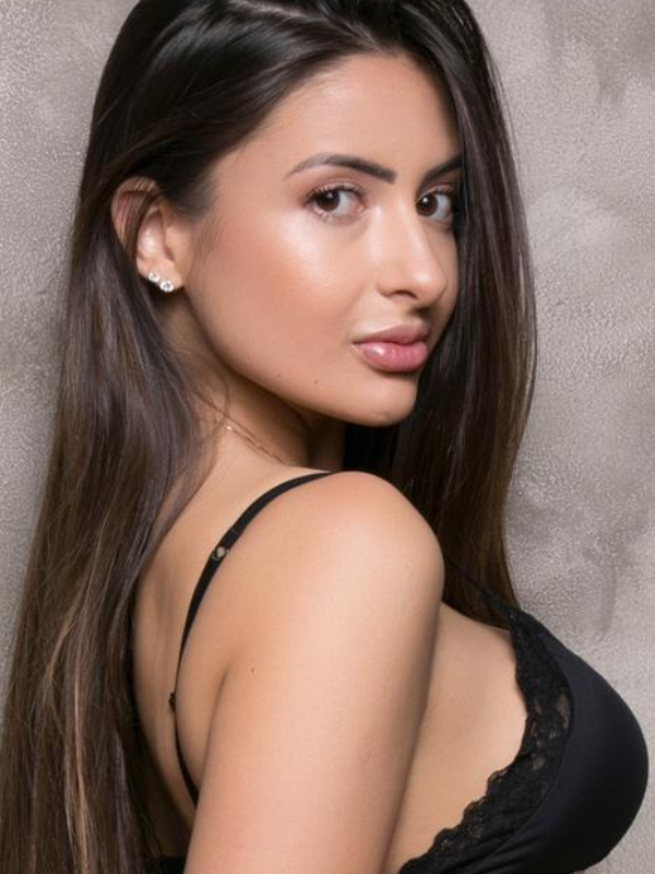 Thayna, Kensington, Brazilian Escort