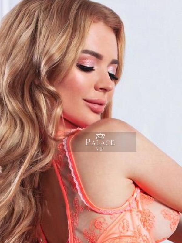 Mood, Knightsbridge, Russian Escort