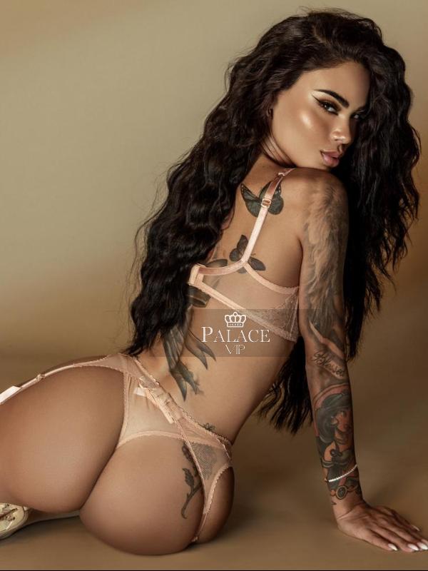 Rebecca, Mayfair, Italian Escort