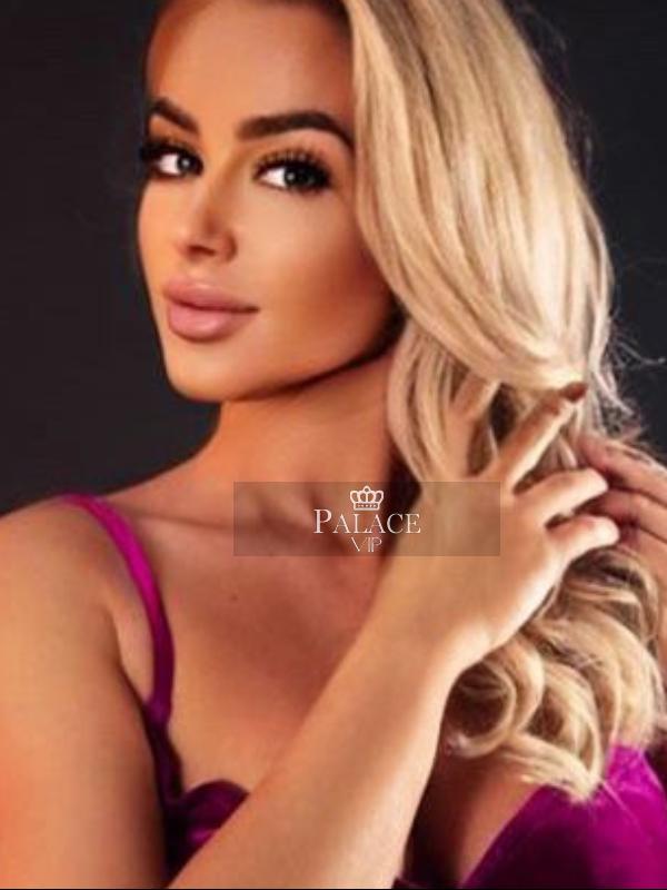 Monro, Kensington, Eastern European  Escort