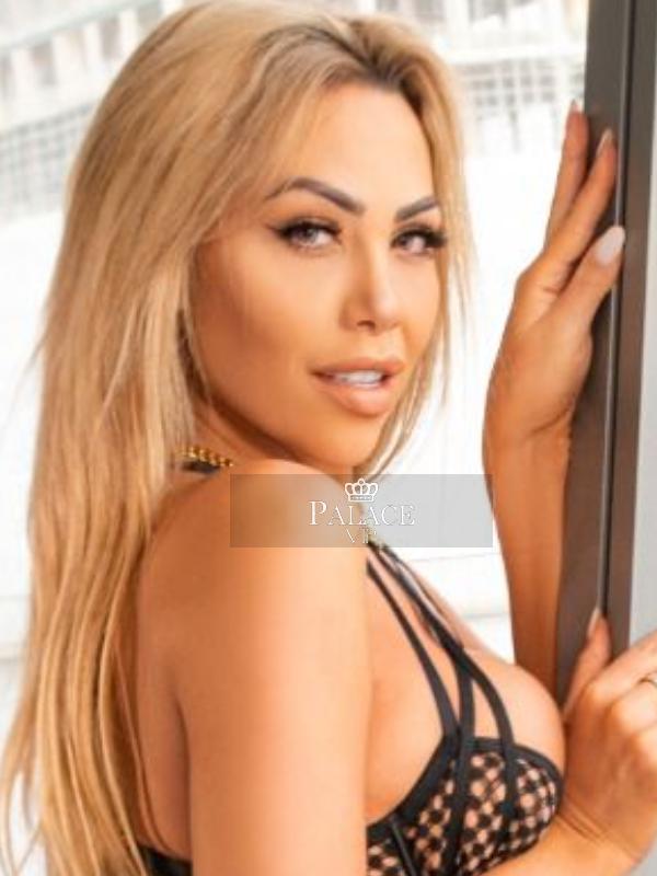 Taylla, Knightsbridge, Brazilian Escort