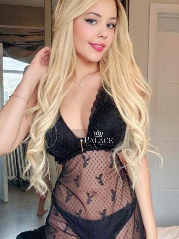 Sophia, Earls Court, Brazilian Escort