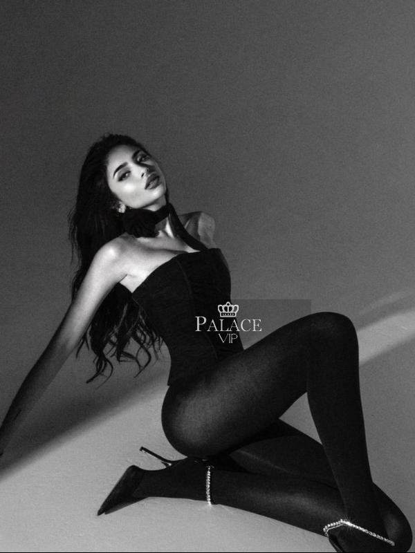 Yasmine, Knightsbridge, Spanish  Escort