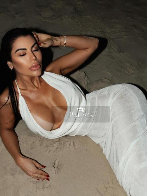 Julia, Gloucester Rd, Brazilian Escort