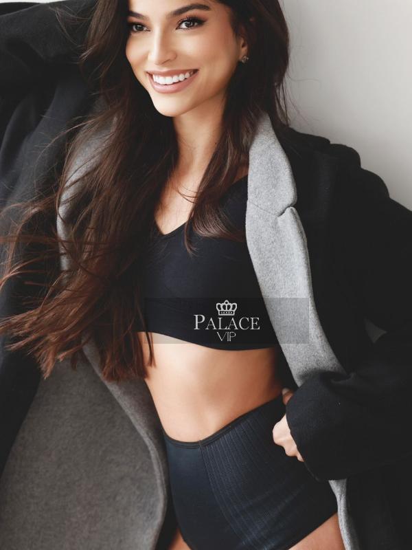 Nyra, Kensington, Brazilian Escort